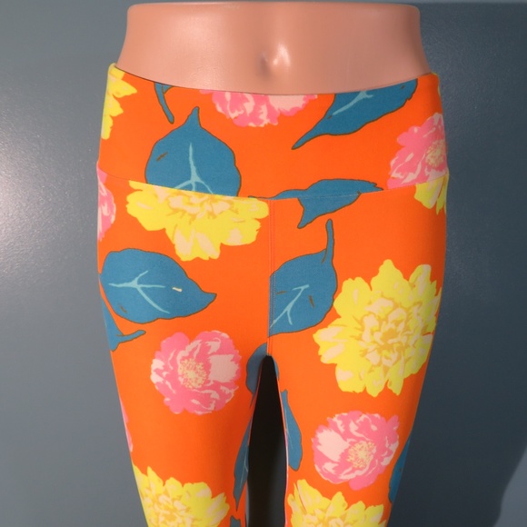 LuLaRoe Leggings in bright floral print - Picture 2 of 5